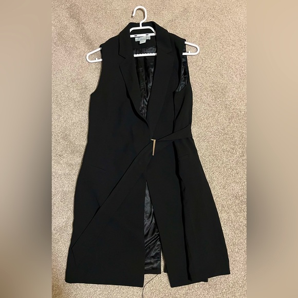 H&M Black sleeveless wrap over jacket dress in size M. - Picture 6 of 6